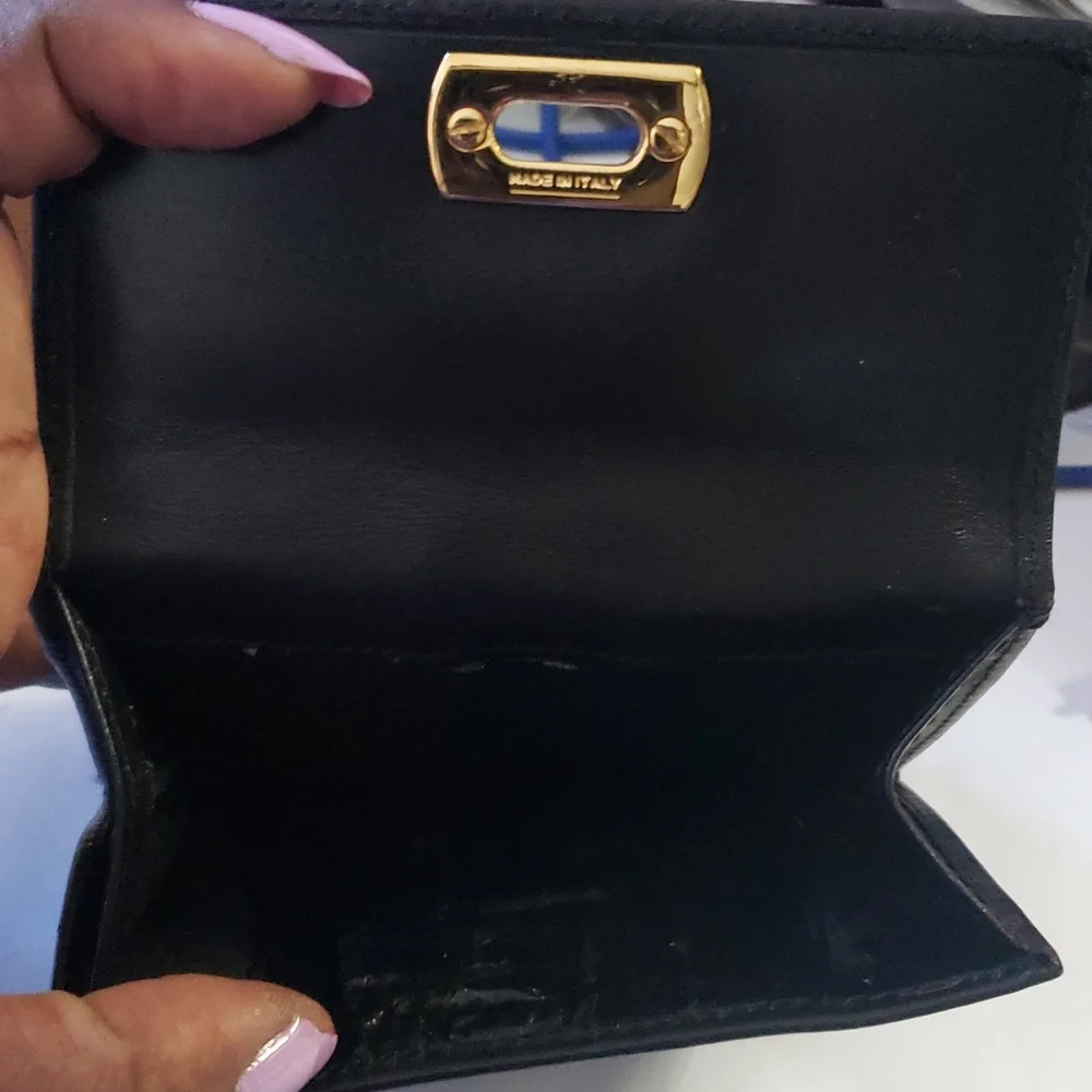 Salvatore Ferragamo Black Leather Wallet. Small continental size - Picture 6 of 9